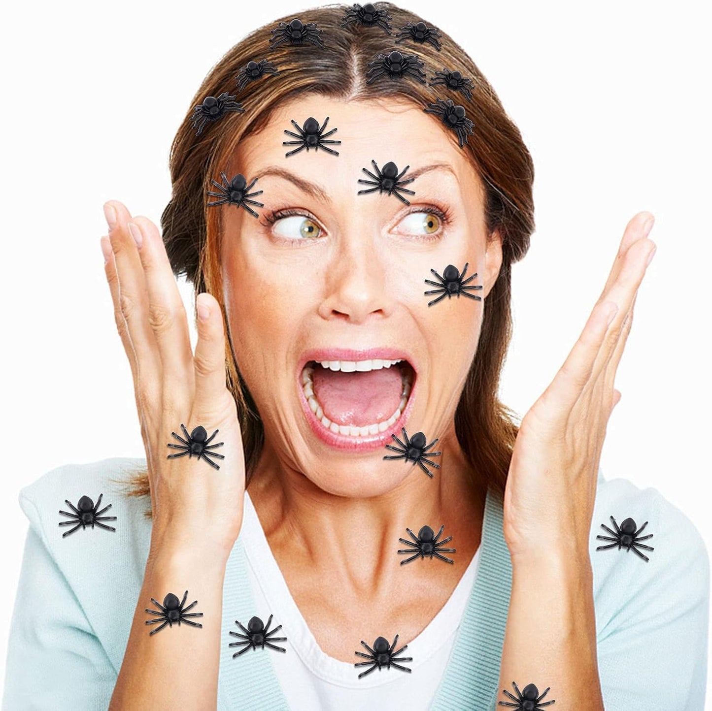 WHXGQ 500 Pcs Plastic Bats Spiders Halloween Mini Bats and Fake Spiders for Decorations Creepy Scary Prank Toys Plastic Insec Toys Halloween Miniatures