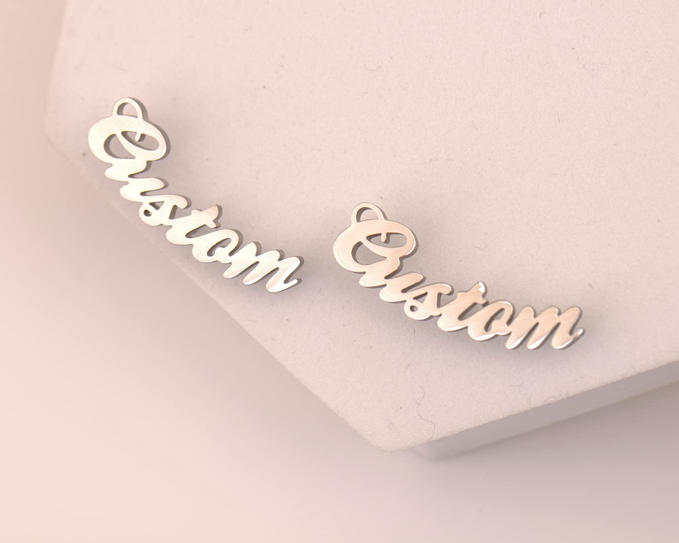 Holly Personalized Name Stud Earrings Customized Any Name Studs Mother Day Christmas Gift Jewelry for Women