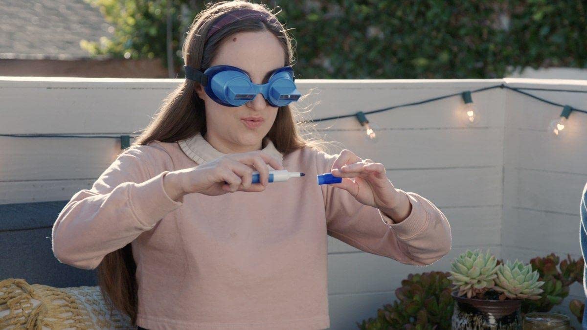 Vango The UpsideDownChallenge Game for Family & Kids - Fun Challenges with Upside Down Goggles - Hilarious for Game Night & Parties - 2-6 Players, Ages 8+ (Standard Edition)