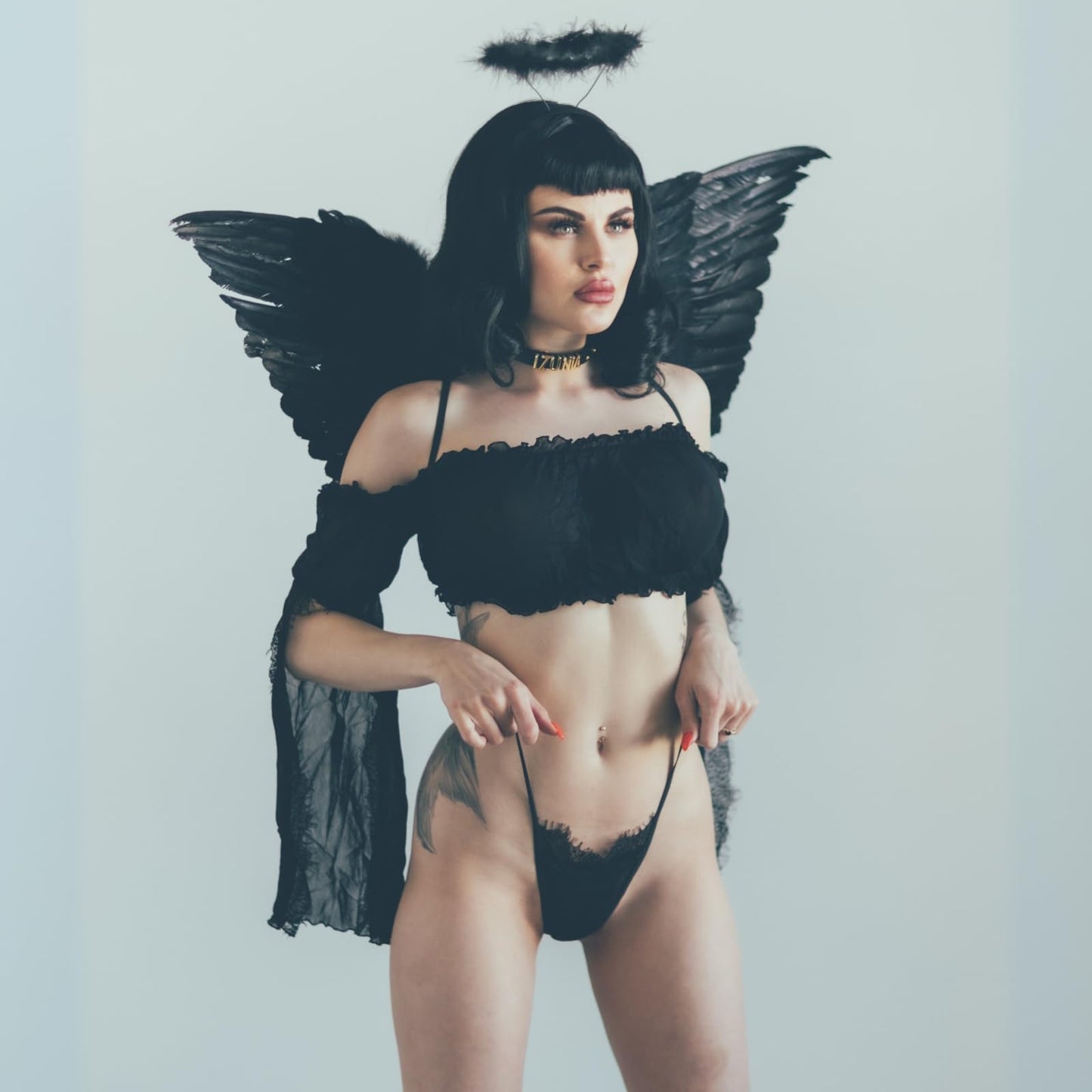 Leg Avenue Women's 2pc. Angel Accessory kit, Includes Wings and Halo, Black, One Size