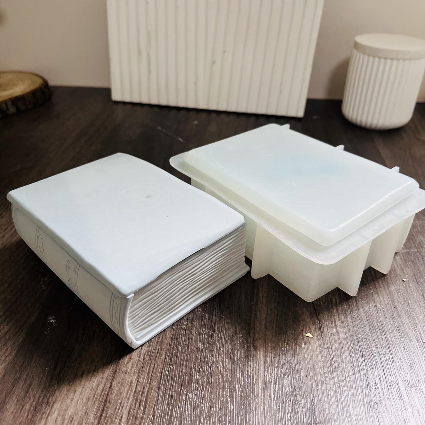 Book Shape Storage Box Concrete Flower Pot Silicone Mold with Cover Succulent Planter Pot Vase Mold Plaster Epoxy Resin Cement Clay Mould
