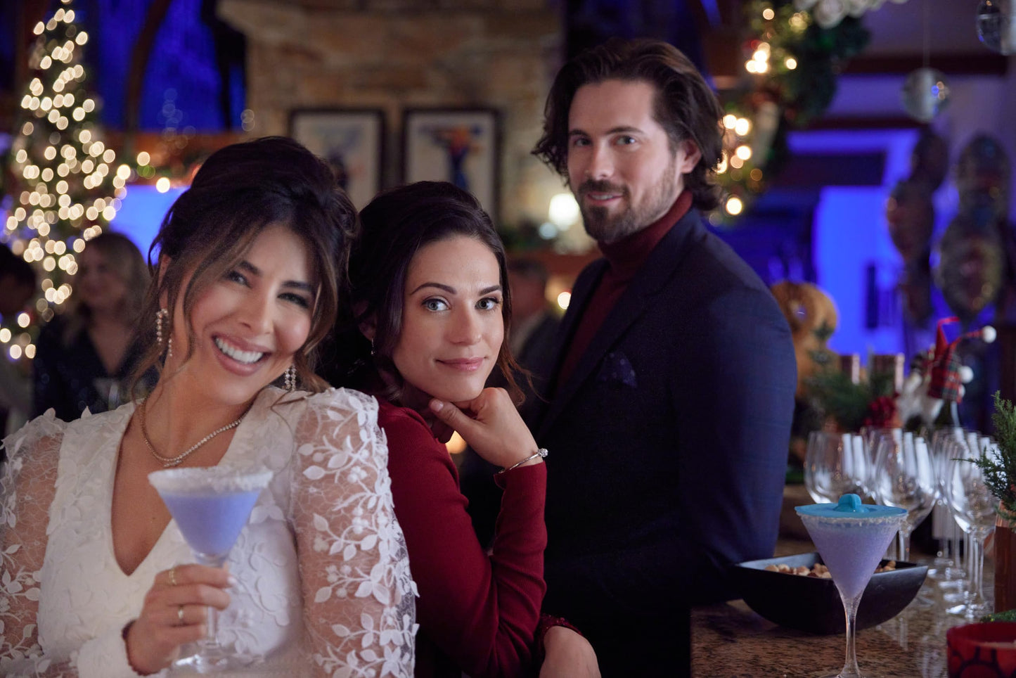 Hallmark 6-Movie Collection (The Santa Class, Holiday Crashers, Twas the Date Before Christmas, A '90s Christmas, Holiday Mismatch and more)