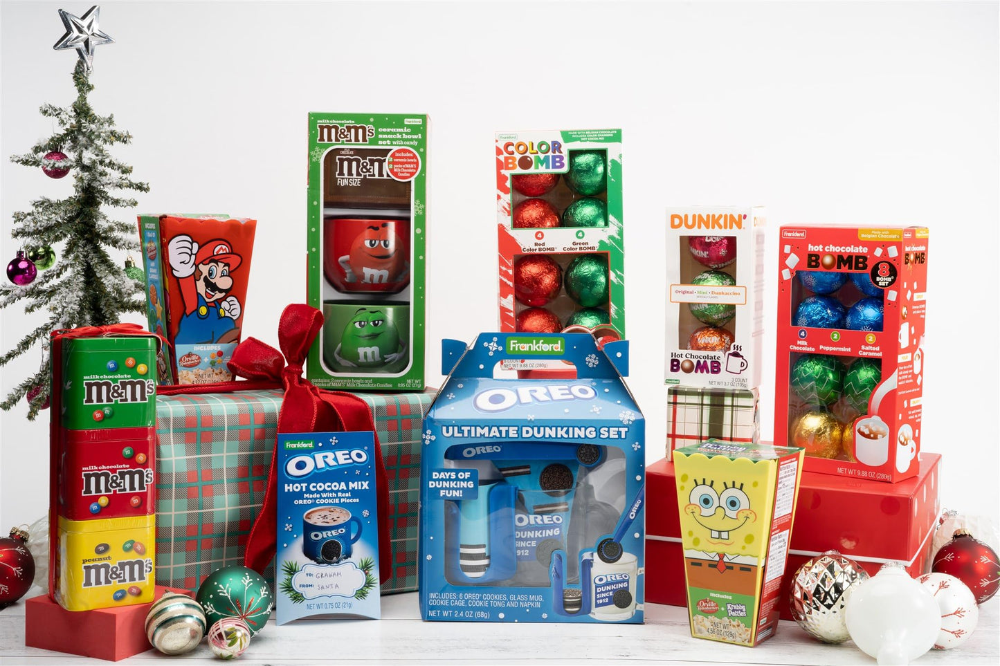 OREO Ultimate Dunking Gift Set With OREO Cookies, Glass Mug, Cookie Holder & Dunking Tongs, By Frankford Candy