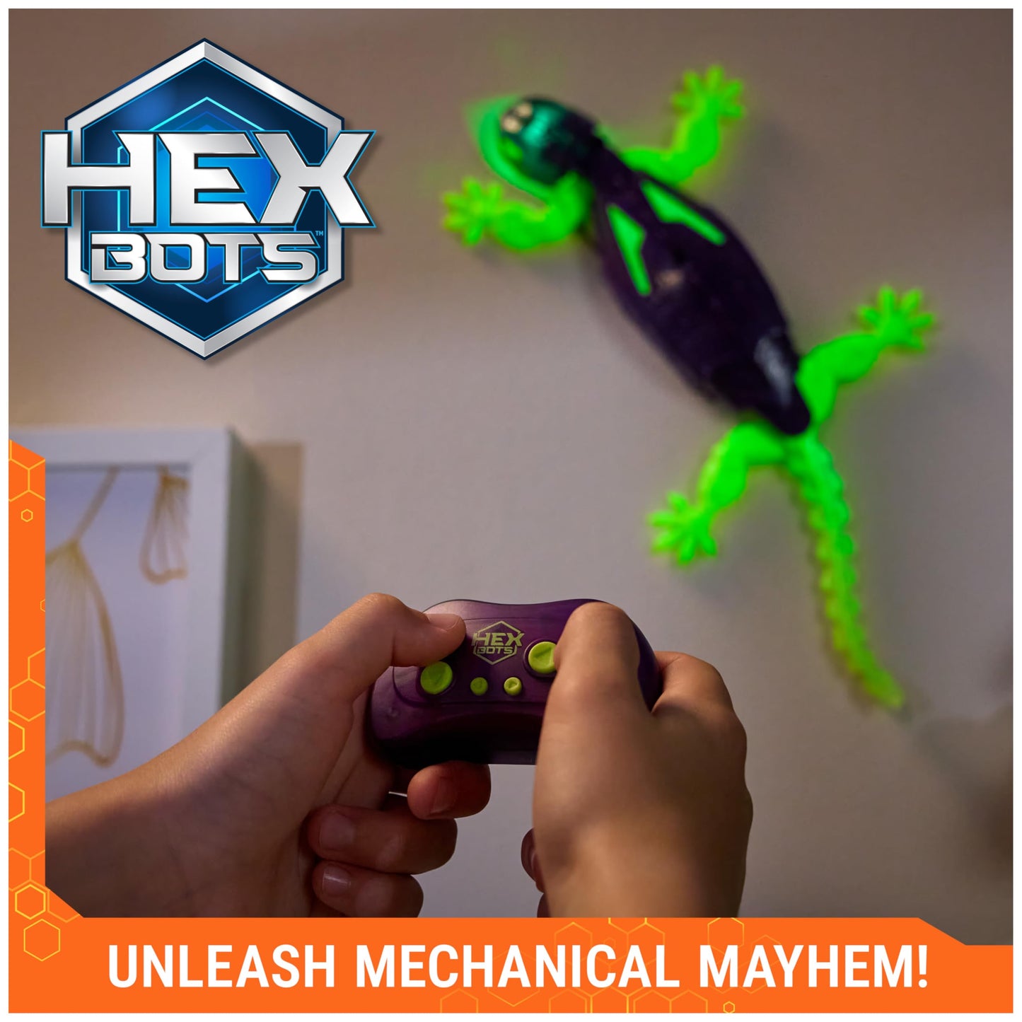 HEX BOTS Glow-in-The-Dark Gecko, Rechargeable Remote Control Robot Kids Toys, Climbs up Walls for Prank Toys & Games, RC Robot for Boys & Girls Ages 4 & Up