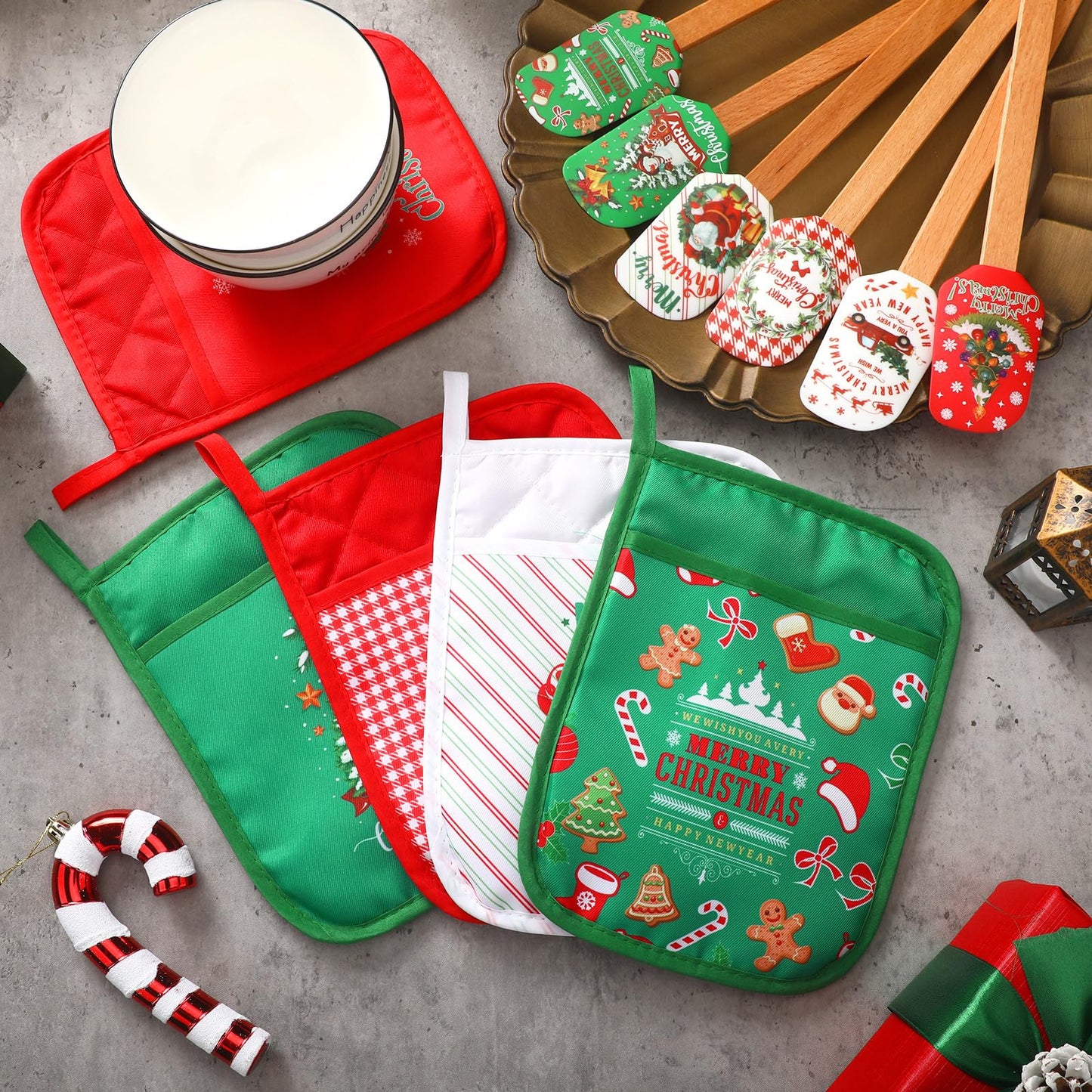 Zhehao 12 Pcs Christmas Silicone Spatulas Pot Holders Set Heat Resistant Pot Holders with Pocket Baking Gifts for Christmas Gift Party Supplies(Cute Christmas Style)