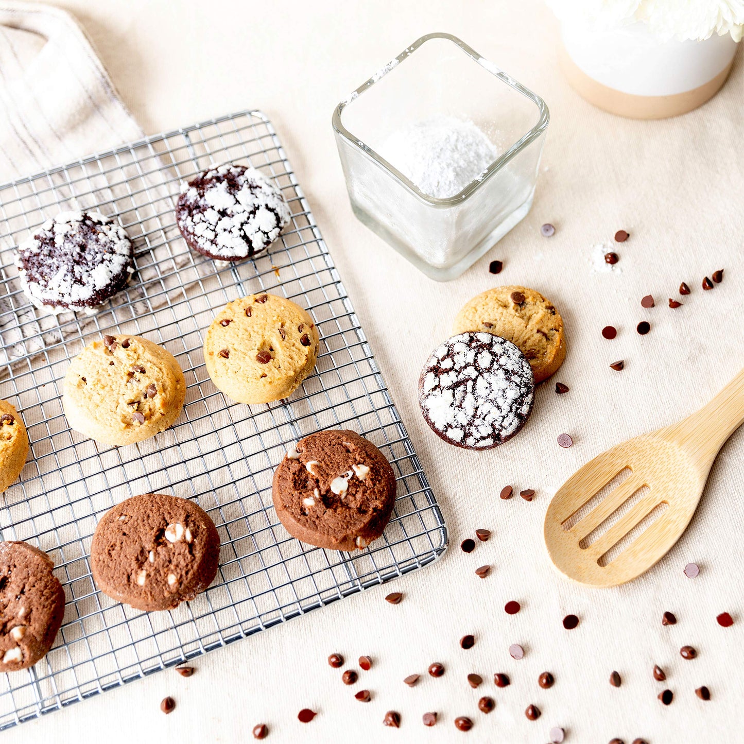 Granny Bellas Fathers Day Gift Basket, Granny Bellas Chocolate Cookies Gifts for Food Delivery, Assorted Gourmet Chocolate Candy Treats Baskets for Dad, Husband, Grandpa, Father, Son, Mother, Grandmother